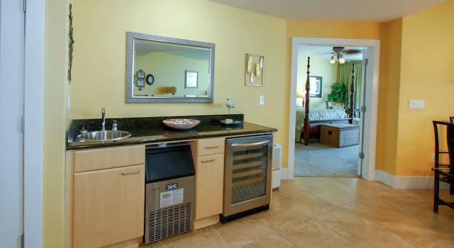 Two Bedroom Waterfront Condo - Unit Crc0601, Prenota Hotel Hotel a Alabama con piscina, Piscina
