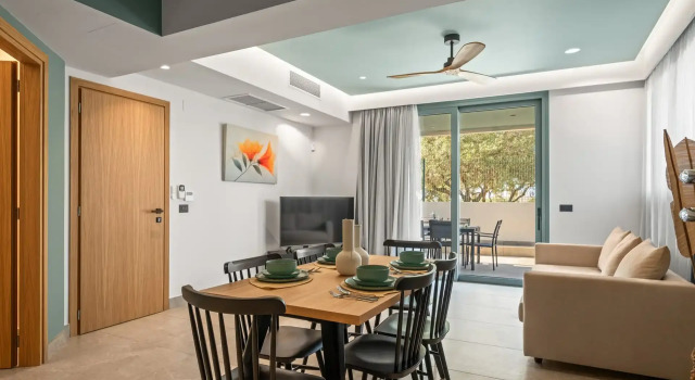 Люкс с 3 комнатами Nerium Luxury Suites
