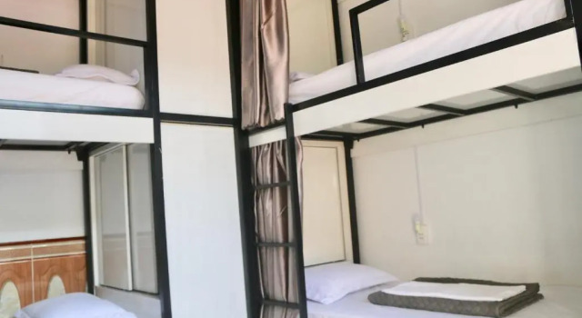 RiverView HomeStay, Забронировать Отель Отели Донгхой с парковкой, Парковка