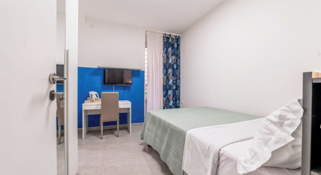 Cozy Enna Rooms - Metro Re di Roma, Забронировать Апартаменты/квартира Апартаменты Рима, рядом с Ослиные ворота, Апартаменты/квартира