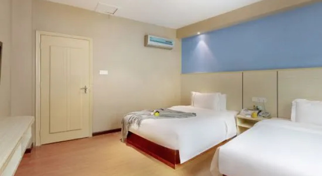 Люкс Business Fu Quan Hotel (Wuchuan Haibin Bus Terminal)