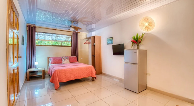 Номер Classic Yucca Beachfront Hotel