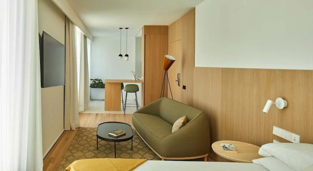Студия 60 Balconies Iconic