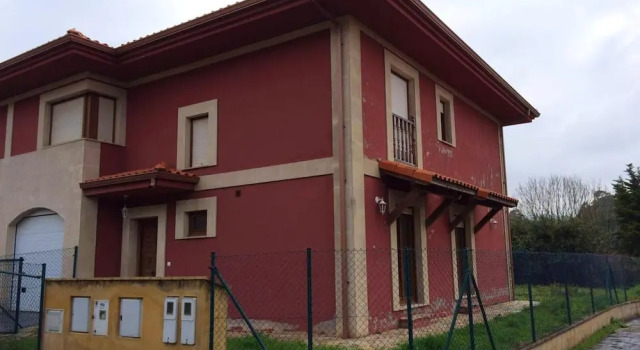 House With 5 Bedrooms in Casasola , With Enclosed Garden, Rezerwuj Hotel  