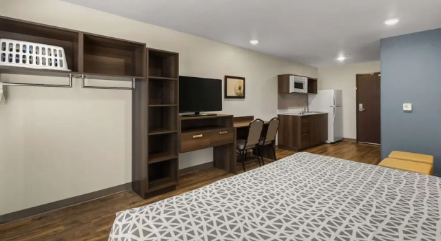 Люкс WoodSpring Suites Bowling Green I-65