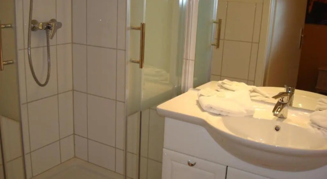 Трёхместный номер Standard Hotel am Nordkreuz