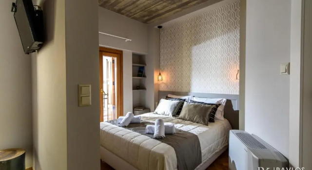 Полулюкс с балконом Candia Suites & Rooms