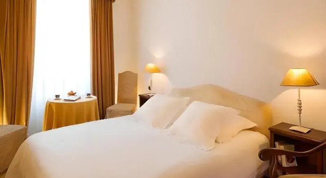 Семейный номер Superior Logis Hotel De La Poste