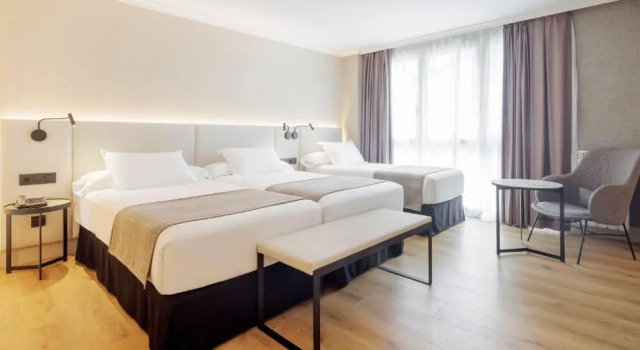 Трёхместный номер Hotel Ilunion San Sebastián
