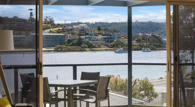 Апартаменты Sails Luxury Apartments Merimbula