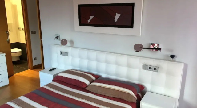 Villa Elisa by Basquelidays, Забронировать Вилла Фуэнтеррабия Costa Guipúzcoa, рядом с Церковь Мадонны дель-Мансано