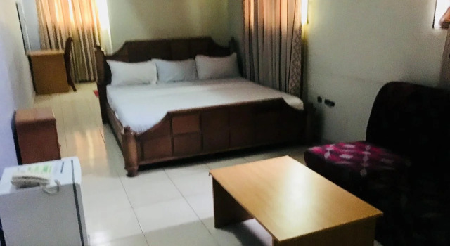 OmoLucas Hotel & Suites