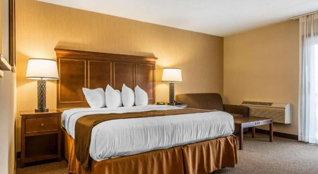 Двухместный номер Superior The Black Swan Lee - Lenox, an Ascend Collection Hotel