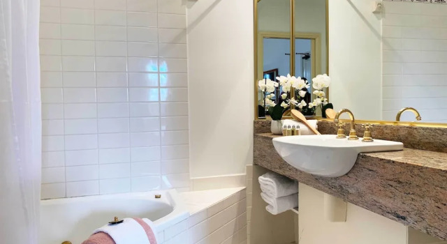 Люкс Mountain Heritage Hotel