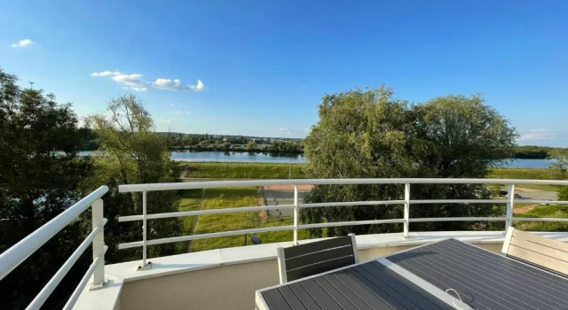 Luxury apartment with exceptional view on the Cher river