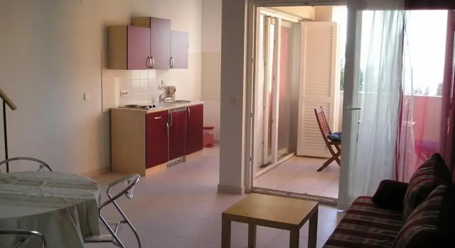 Апартаменты c 1 комнатой Apartments Henc