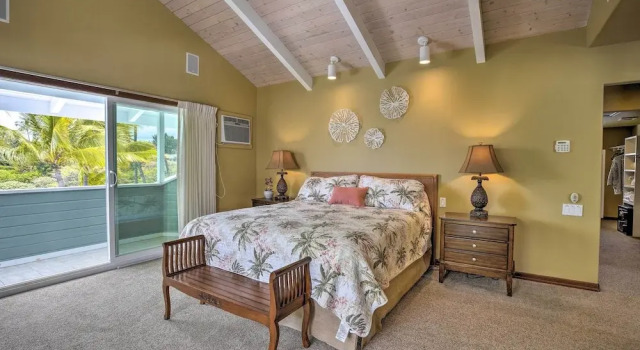 Коттедж с 4 комнатами с балконом Ocean-view Kailua-kona Escape w/ Private Pool!