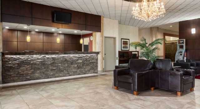 Travelodge by Wyndham Lloydminster
