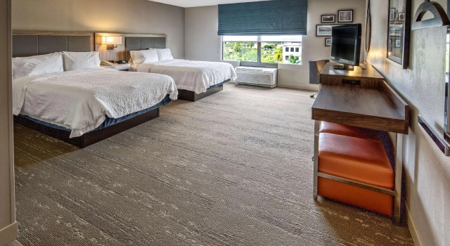 Четырёхместный номер Standard Hampton Inn & Suites Fort Myers Estero