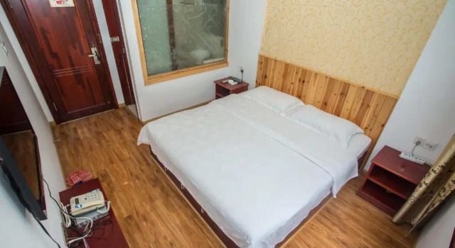 Zhangjiajie Yijiaqin Hotel