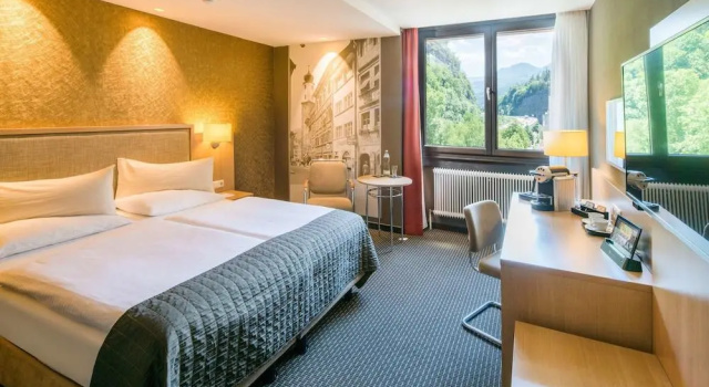 Holiday Inn Feldkirch, Забронировать Отель Отели Фельдкирх с бассейном, рядом с Montfort House, Бассейн