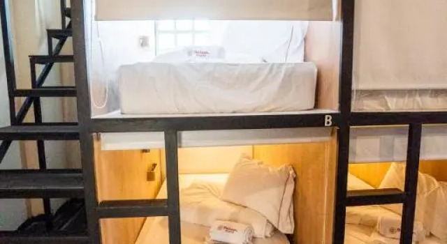 Кровать в общем номере The Luun Hostel