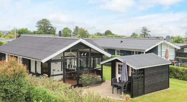 Коттедж 7 Person Holiday Home in Saeby