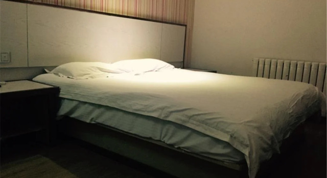 Elan Hotel Lanzhou West Station Shizi, Buchen Sie Hotel Qilihe Lanzhou, in der Nähe von Gansu Provincial Museum