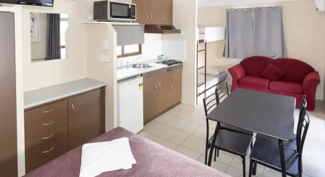 Семейная студия Economy Tasman Holiday Parks - Cairns Cool Waters