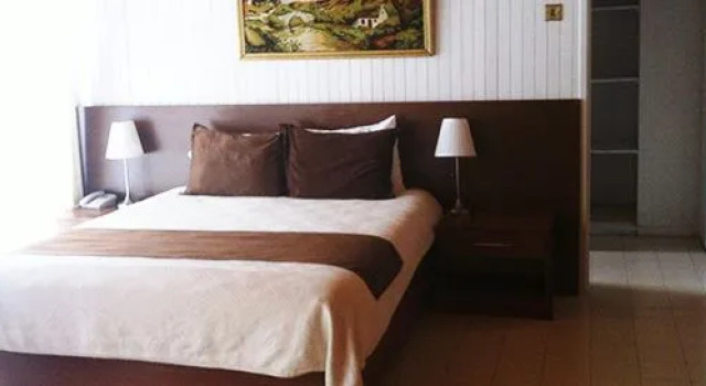 La Hotel Kyrena, Rezervovat Hotel Hotely v Northern Cyprus s parkováním, Parkování