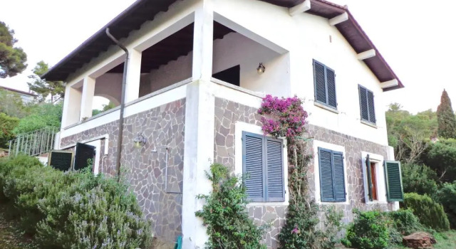 Villa With Garden and Terrace for 8 pax, Rezervovat Vila Chaty v Elba, Chalupa