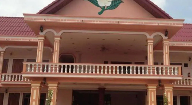 Si Amphone Hotel, Rezerwuj Hotel Champasak Champasak