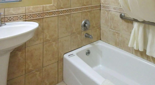Четырёхместный номер Standard Econo Lodge Blythe