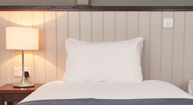 Номер Standard Corner House Inn by Greene King Inns