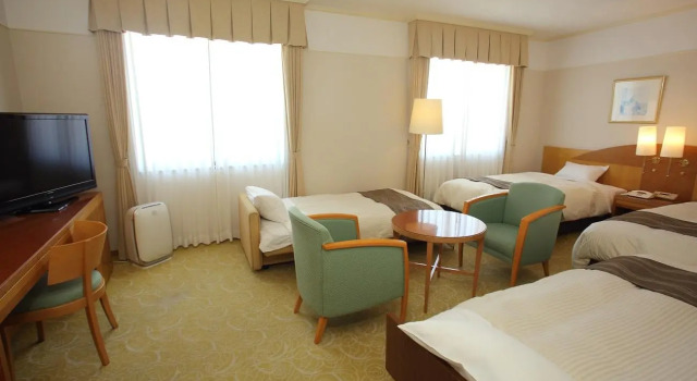 Standard Vierer Zimmer The Celecton Premier Kobe Sanda Hotel