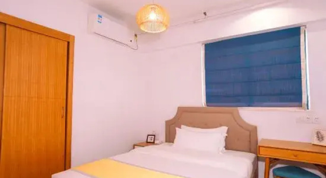 Люкс Deluxe Mama Apartment (Chongqing University Town)