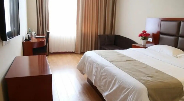 Двухместный номер Standard GreenTree Inn Zaozhuang Shanting Jinke International Business Hotel