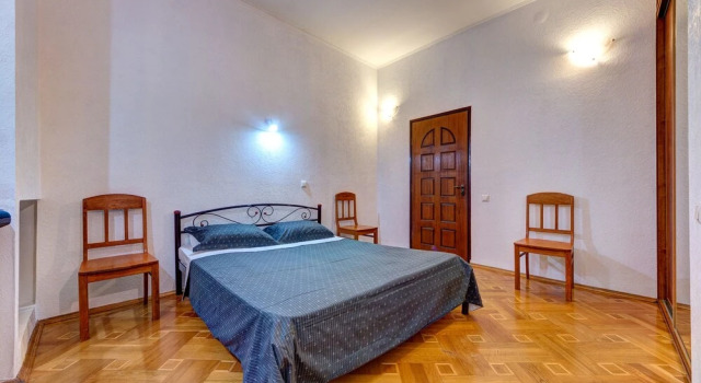 ApartamentY Gonchara, Забронировать Апартаменты/квартира Киев Киевская область, рядом с Киев-Пассажирский вокзал