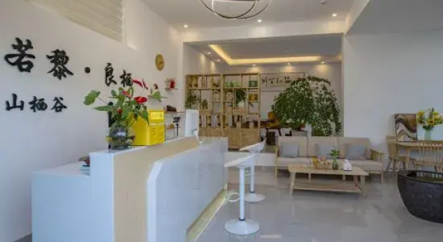 Dali Ruo Li Liang Xi homestay, Reservar Hotel Hotéis em Dali com estacionamento, Estacionamento