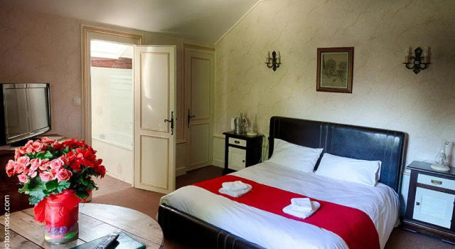 Номер Classic Le Chalet Montégut