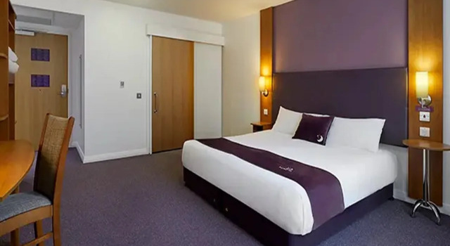 Premier Inn Truro, Забронировать Отель Отели Англии 3 звезды, 3*