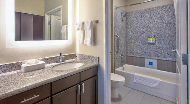 Четырёхместный люкс Staybridge Suites Plano - Richardson Area by IHG