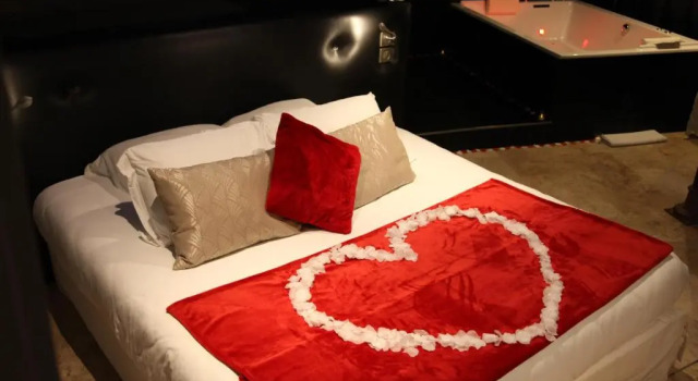 Люкс Deluxe MiHotel Le Gourguillon