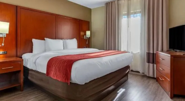 Люкс Comfort Inn Fort Mill Amusement Park at Carowinds Blvd