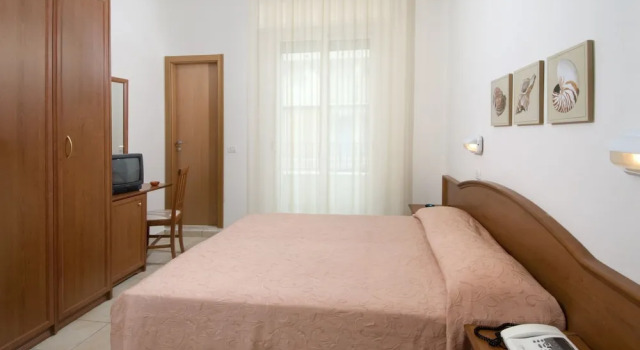 Четырёхместный номер Standard Hotel Belmar