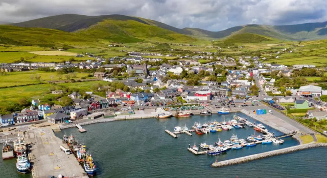 Коттедж Dingle Town Holiday Home by Trident Holiday Homes