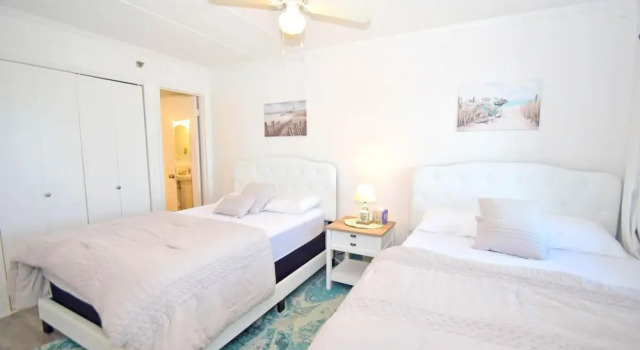 Marigot Beach 705 1 Bedroom Condo by RedAwning