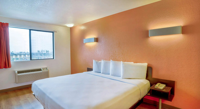 Двухместный номер Premium Motel 6-Los Angeles, CA - Los Angeles - LAX