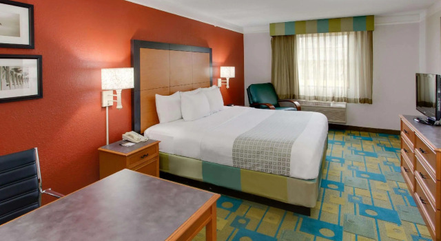 Двухместный номер Deluxe La Quinta Inn by Wyndham Pittsburgh Airport