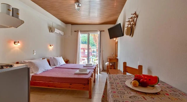 Студия Anemos Studios & Apartments